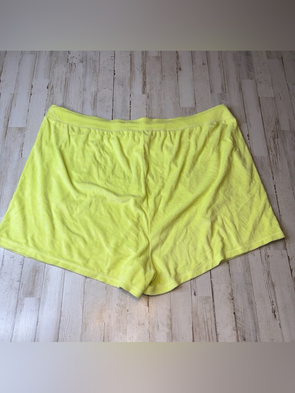 Old Navy Terry cloth,Neon Yellow Athletic Lounge Shorts plus size 4X - Picture 10 of 12